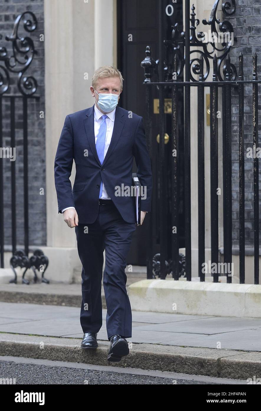 Der Abgeordnete Oliver Dowden - Mitvorsitzender der Konservativen Partei - verlässt die Downing Street 10, 12th. Januar 2022 Stockfoto