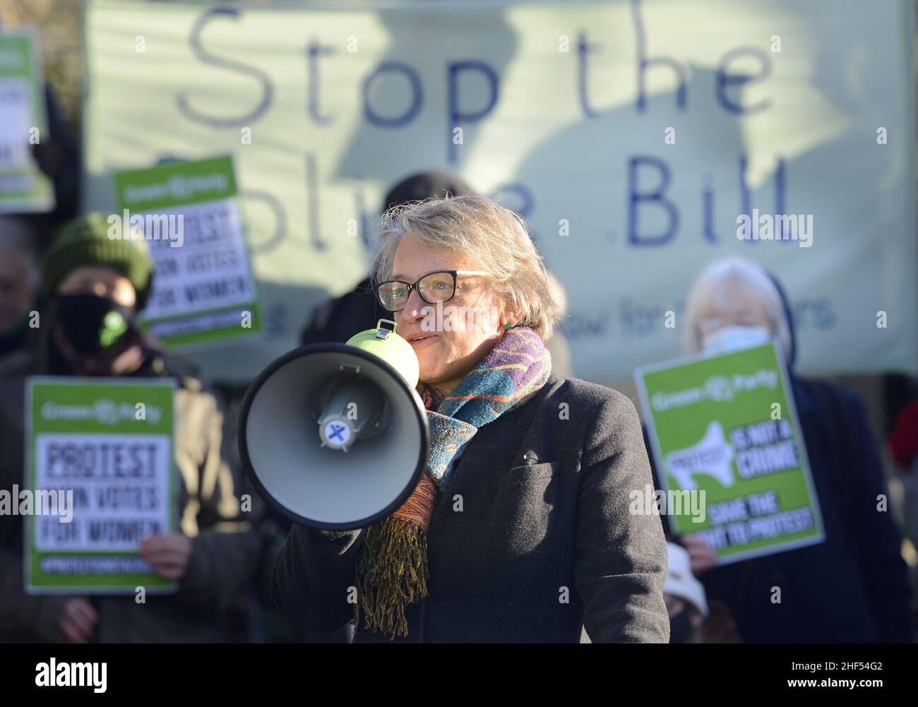 Natalie Bennett / Baroness Bennett von Manor Castle bei einem Protest der Grünen in Westminster gegen das Polizeigesetz, das durch das Parlament läuft und P begrenzt Stockfoto
