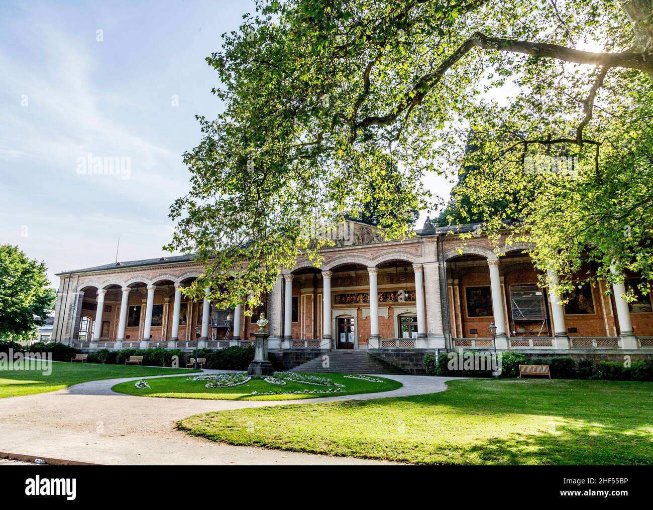 Die Trinkhalle, Pumpenhaus im Kurhaus in Baden-Baden, Deutschland. Es wurde 1839 - 42 von Heinrich Huebsch erbaut. Stockfoto