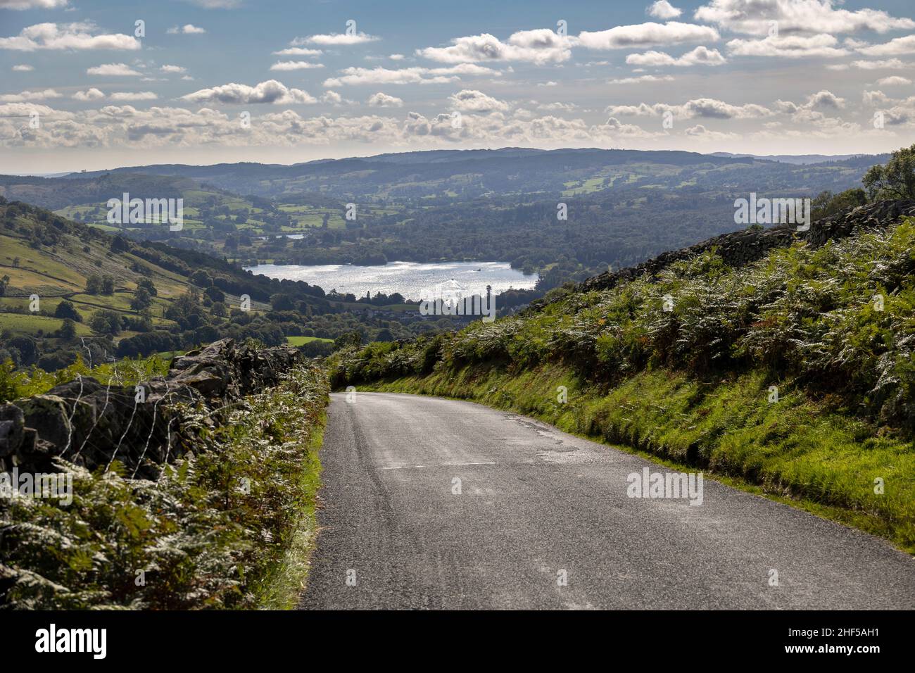 Wndermere vom Kirkstone Pass, Lake District National Park, Cumbria, England, Stockfoto
