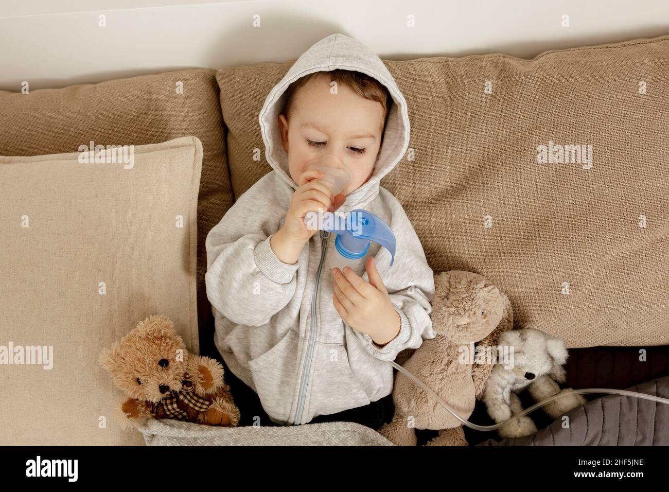 Kind Pfeift Beim Einatmen Im Schlaf www.alamy.de