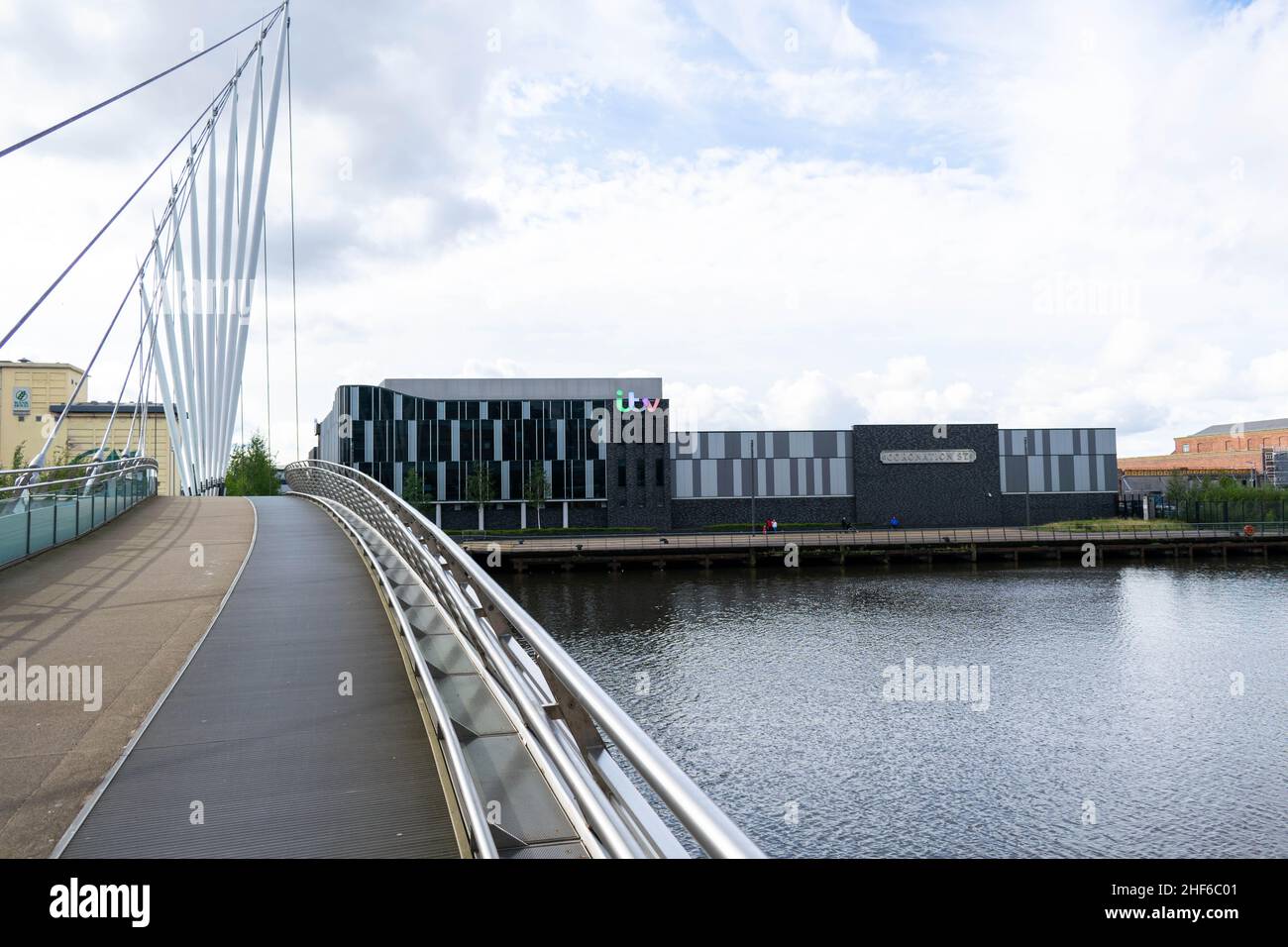 Salford, Großbritannien - 23rd. September 2019: Coronation Street in MediaCityUK am Saldord Quays in der Nähe des Stadtzentrums von Manchester. Berühmte britische Seife wird gefilmt er Stockfoto