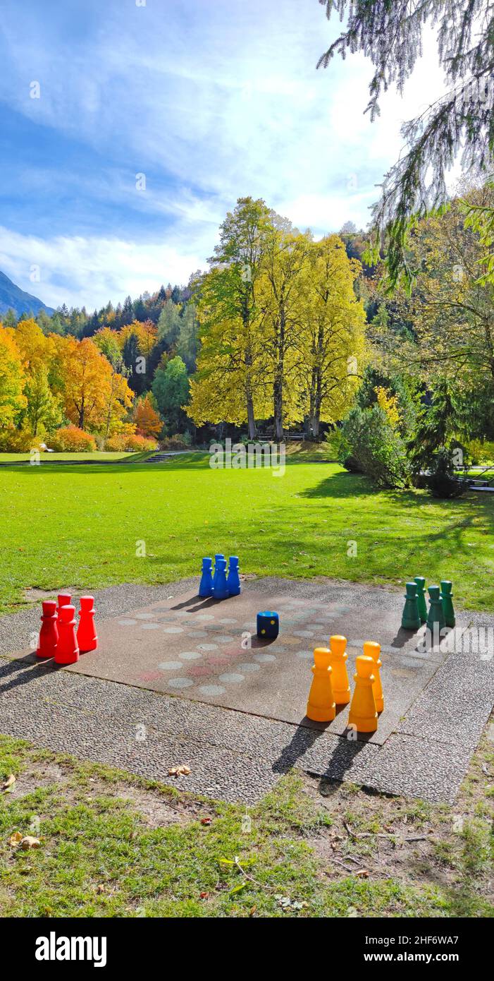 Brettspiel, keine Sorge, Mittenwald, Kurpark, Krausegarten Stockfoto