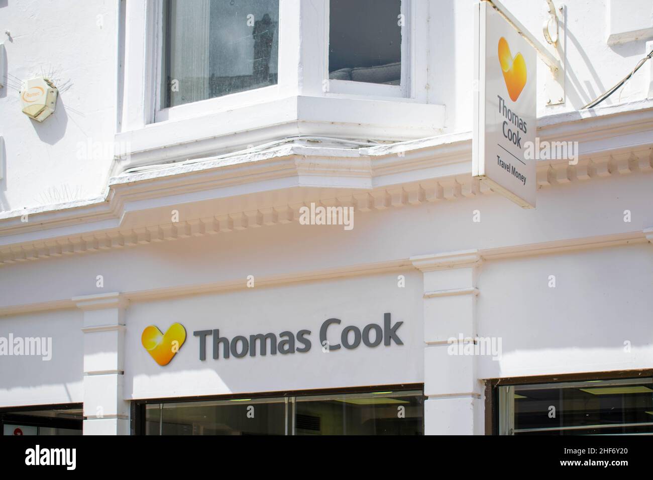 Durham, Großbritannien – 14th. Juli 2019: Thomas Cook Group plc ist ein britisches globales Reiseunternehmen, das Urlaub und Fremdwährungen verkauft. Außenansicht des Ladens in Durha Stockfoto