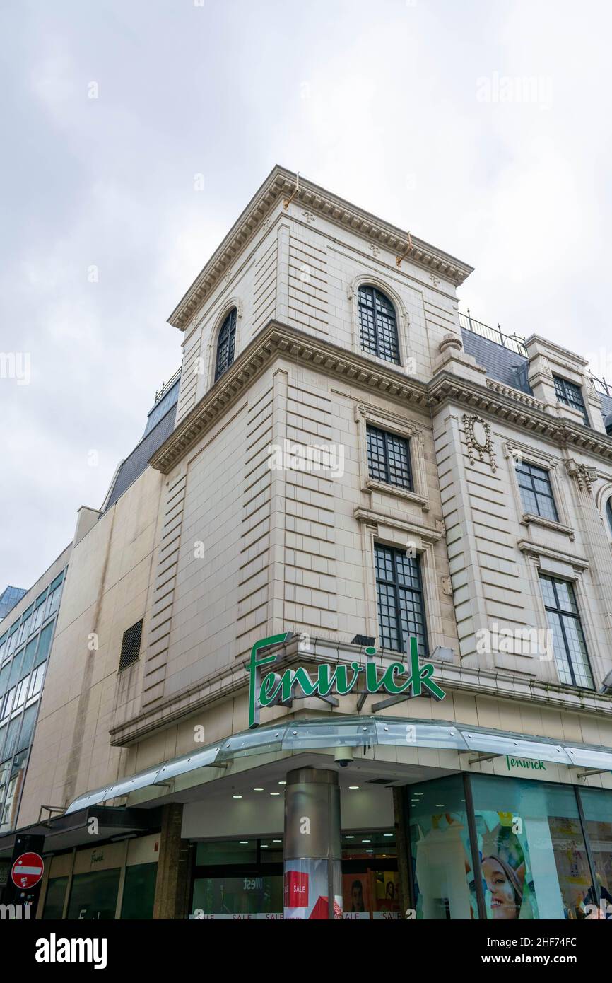 Newcastle upon Tyne, Großbritannien - 7th. Juli 2019: Außenansicht von Fenwick im Stadtzentrum von Newcastle. Eine unabhängige Kette von Kaufhäusern in Großbritannien. Stockfoto