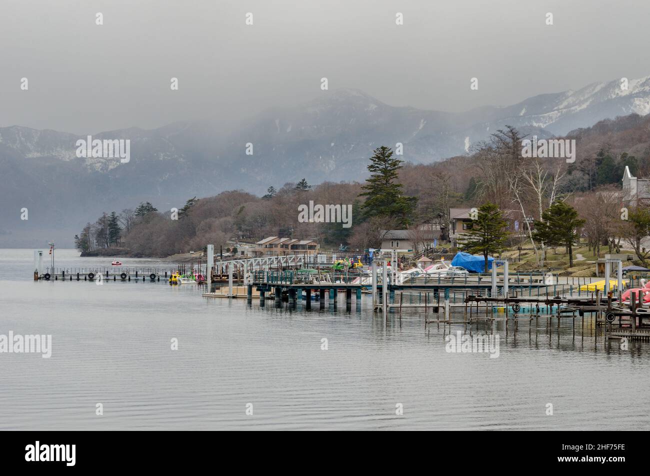 Panoramablick auf den Chuzenji-See bei Nikko, Japan. Stockfoto