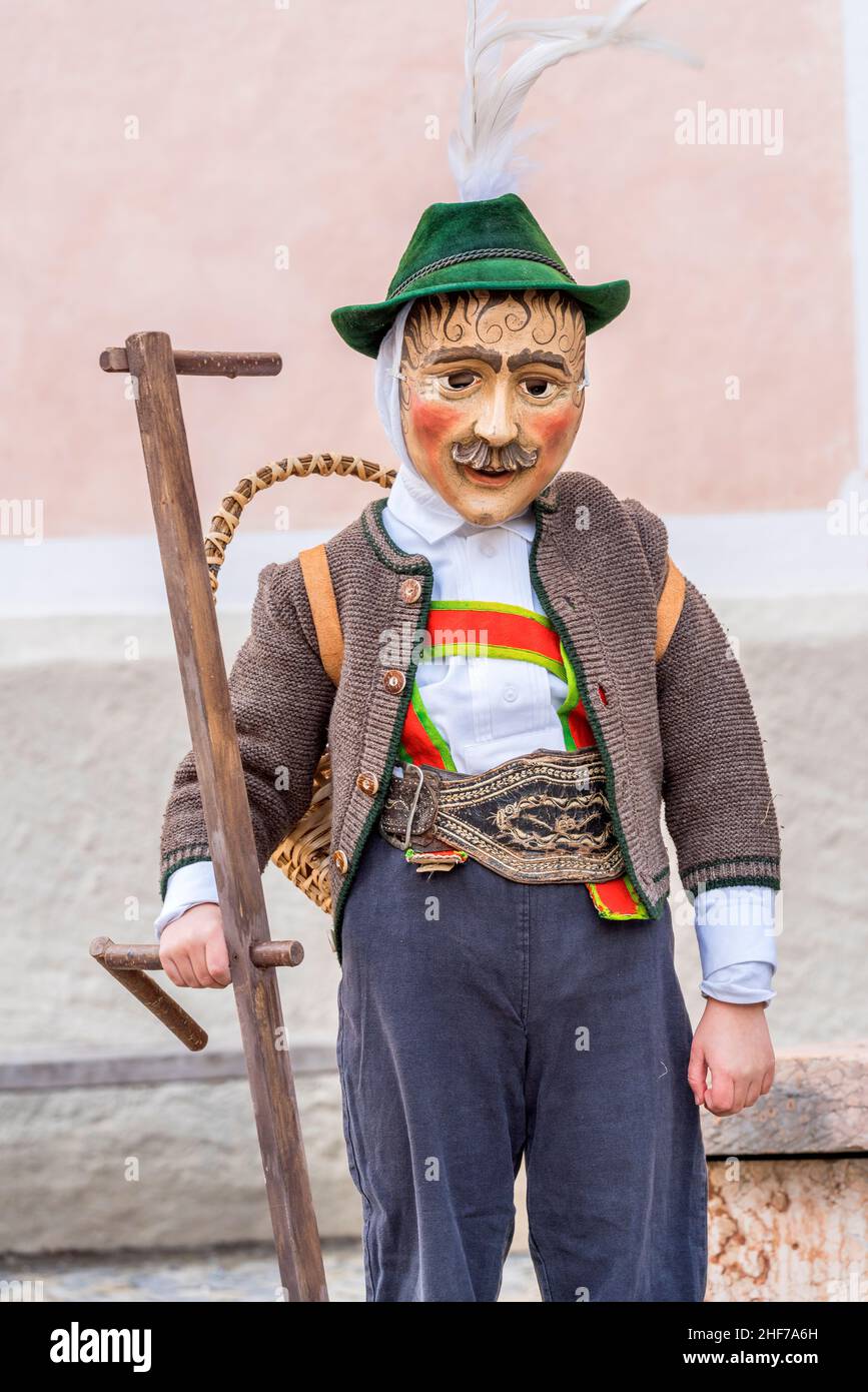 Faschingsumzug zum unsinnigen Donnerstag in Mittenwald, Oberbayern, Bayern, Deutschland Stockfoto