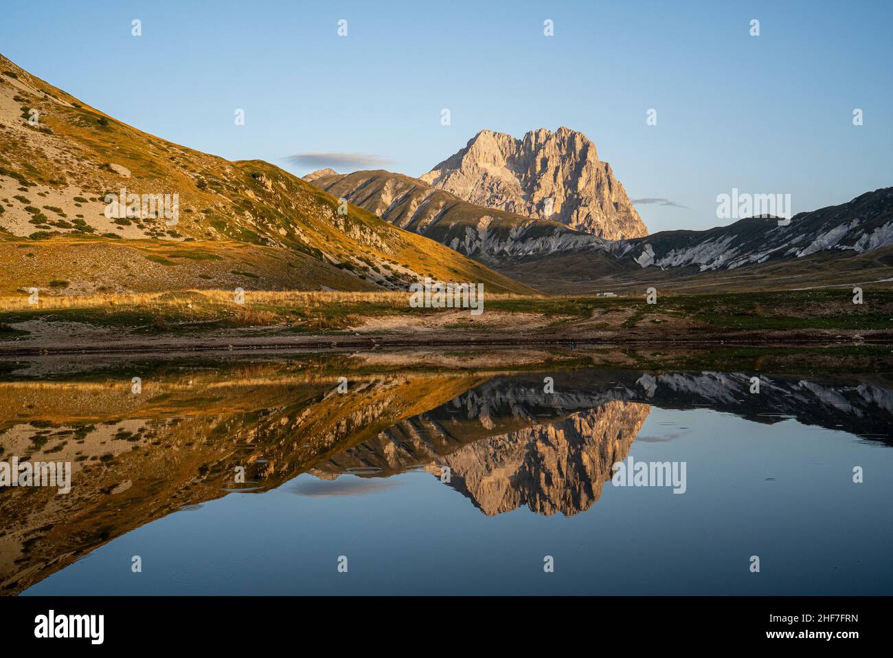 Berg In Den Ital. Alpen 8 Buchstaben Corno Grande, höchster Berg in den Abruzzen, auf der Hochebene Campo