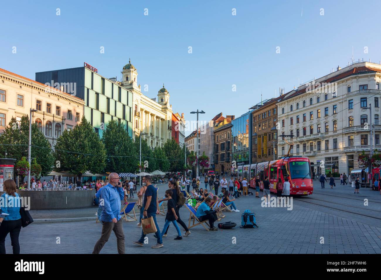 Brünn (Brünn), Namesti Svobody (Platz der Freiheit), Omega-Gebäude in Jihomoravsky, Südmähren, Tschechien Stockfoto