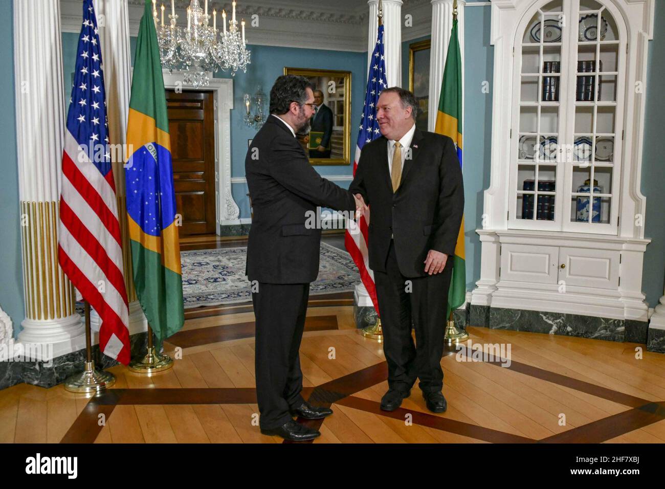 Sekretär Pompeo begrüßt den brasilianischen Außenminister Araújo in Washington. Stockfoto