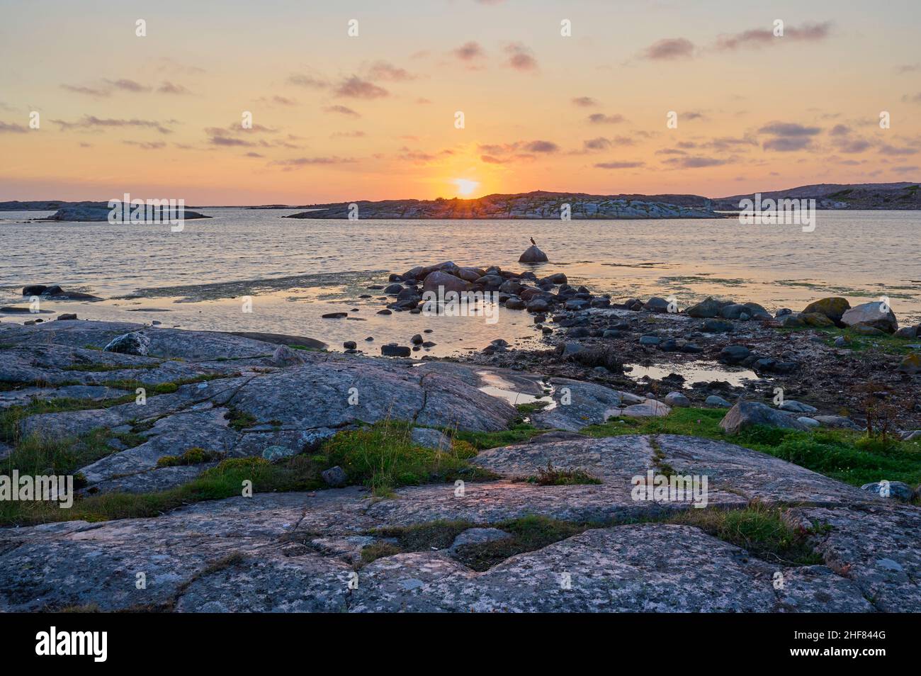 Archipel, Archipel, Felsen, Meer, Sonnenuntergang, Summer, Kungshamn, Skagerrak, Bohuslän, Västra Götalands län, Vastra Gotaland, Schweden Stockfoto