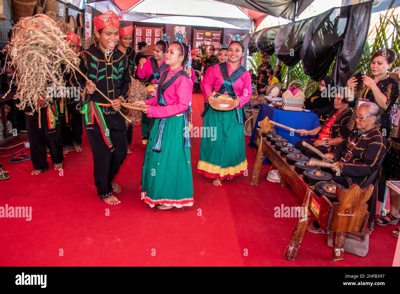 Erntefest der Pesta Kaamatan im KDCA Penampang Sabah Borneo Malaysia Stockfoto