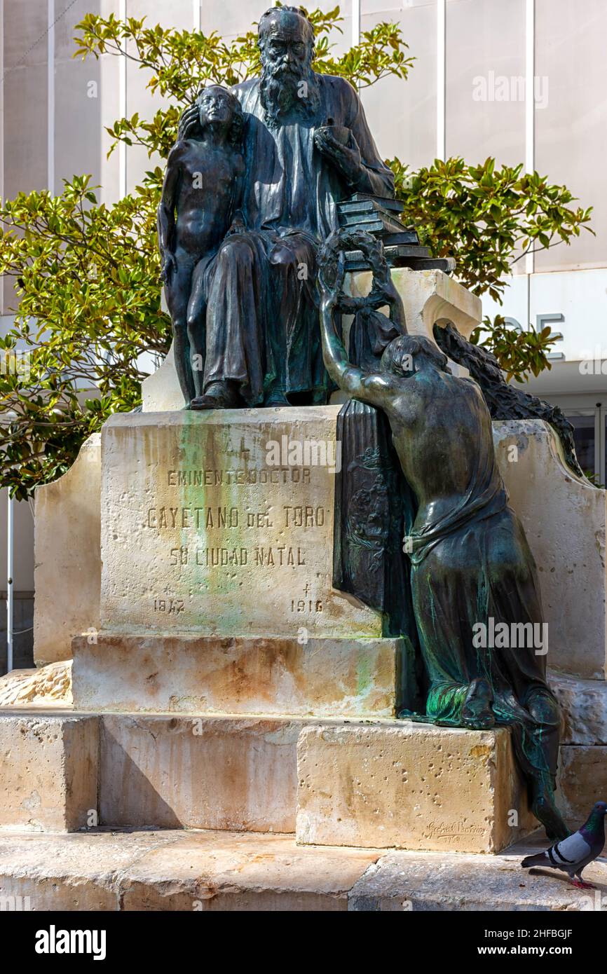 Monumento en homenaje a Cayetano del Toro en Cádiz, España Stockfoto