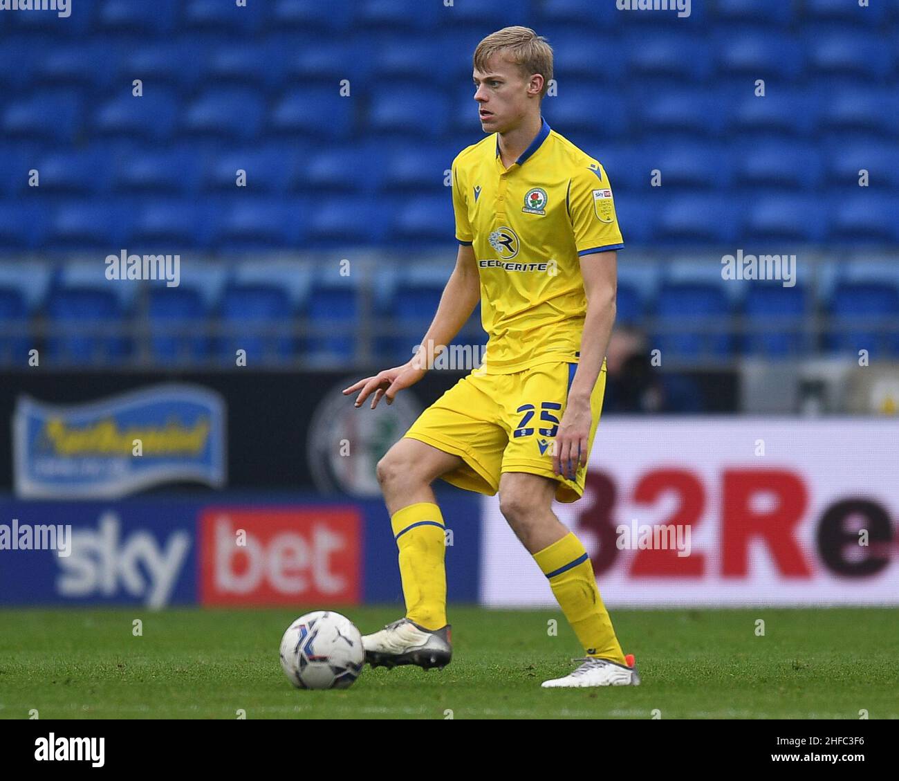 Jan Paul van Hecke #25 von Blackburn Rovers während des Spiels in Aktion Stockfoto