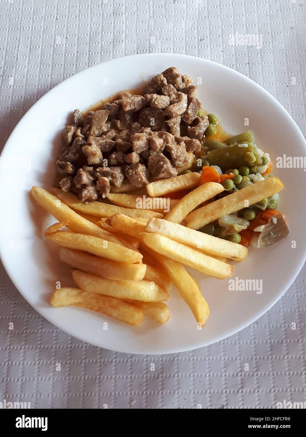 Traditionelles Essen im Café in Sedella in den Bergen Südspanien Stockfoto Traditionelles Essen im Café in Sedella in den Bergen Südspanien Stockfoto