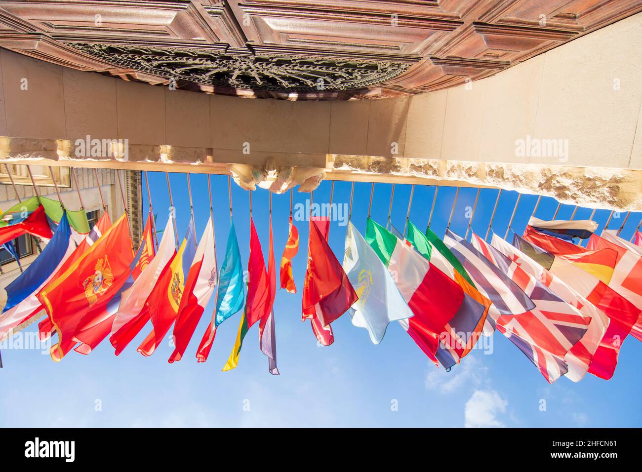 Wien, Wien Flaggen der Organisation für Sicherheit und Zusammenarbeit