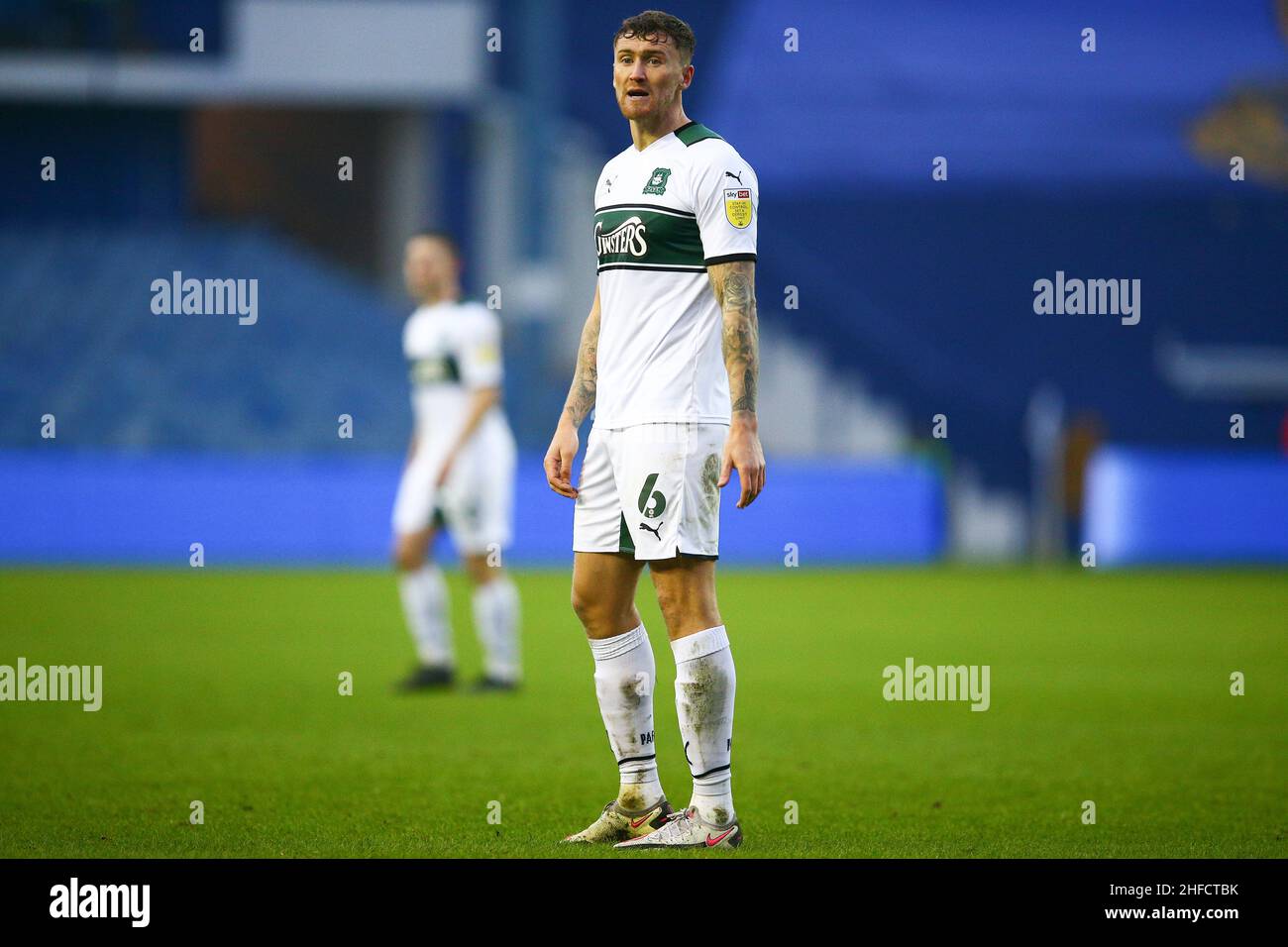 Hillsborough, Sheffield, England -15th. Januar 2022 Dan Scarr (6) aus Plymouth - während des Spiels Sheffield Mittwoch gegen Plymouth Argyle, Sky Bet League One, 2021/22, Hillsborough, Sheffield, England - 15th. Januar 2022 Credit: Arthur Haigh/WhiteRoseFotos/Alamy Live News Stockfoto