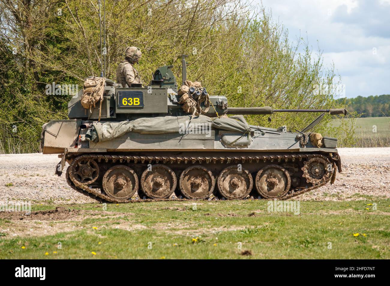 britische Armee FV107 Scimitar gepanzerte Spur militärischen Aufklärungsfahrzeug in Aktion auf einer militärischen Übung Wiltshire UK Stockfoto