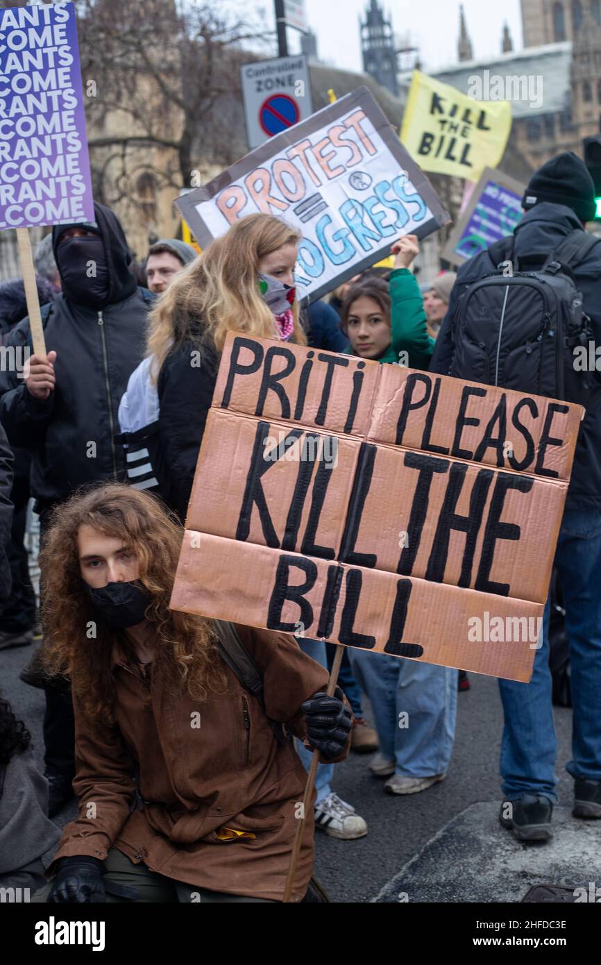 LONDON, Großbritannien, Januar 15th. Töten Sie diese Woche den Protest des Gesetzentwurfs in London, da das Oberhaus am Samstag, dem 15th. Januar 2022, die letzte Lesung des Gesetzentwurfs von Polizei, Verbrechen, Verurteilung und Gerichten hören wird. (Kredit: Lucy North | MI News) Kredit: MI Nachrichten & Sport /Alamy Live News Stockfoto