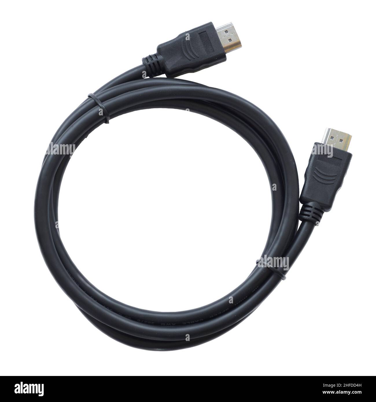 Anschließen des HDMI-Kabels isolierter weißer Hintergrund. Technologie, Elektronik, Computer, tv-Kommunikationskabel Stockfoto