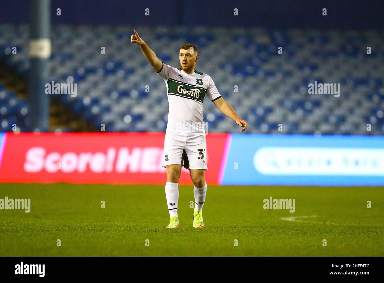 Hillsborough, Sheffield, England -15th. Januar 2022 Luke Jephcott (31) aus Plymouth - während des Spiels Sheffield Wednesday V Plymouth Argyle, Sky Bet League One, 2021/22, Hillsborough, Sheffield, England - 15th. Januar 2022 Credit: Arthur Haigh/WhiteRosePhotos/Alamy Live News Stockfoto