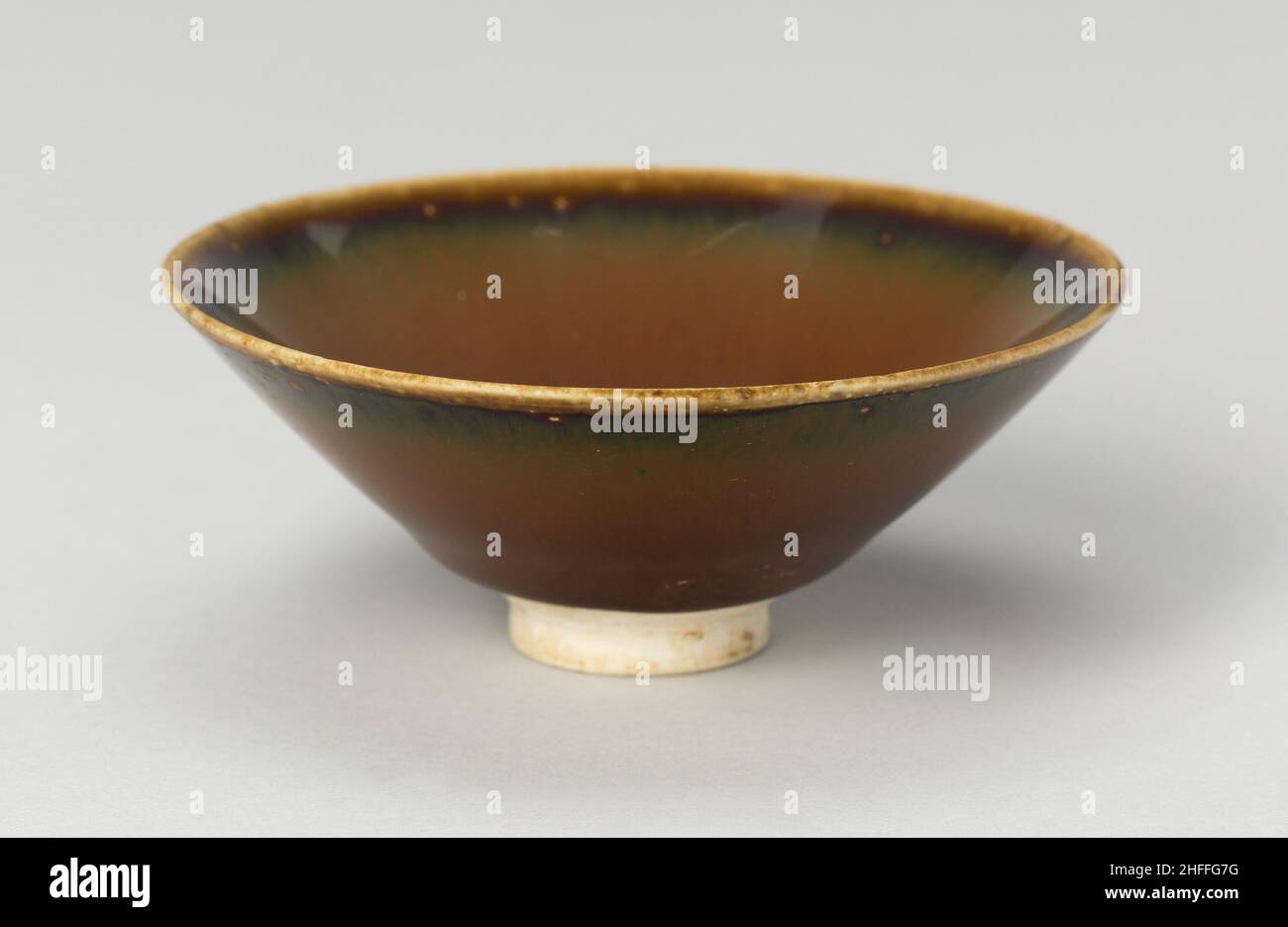 Konische Schale, Nördliche Song-Dynastie (960-1127), 11th Jahrhundert. Stockfoto