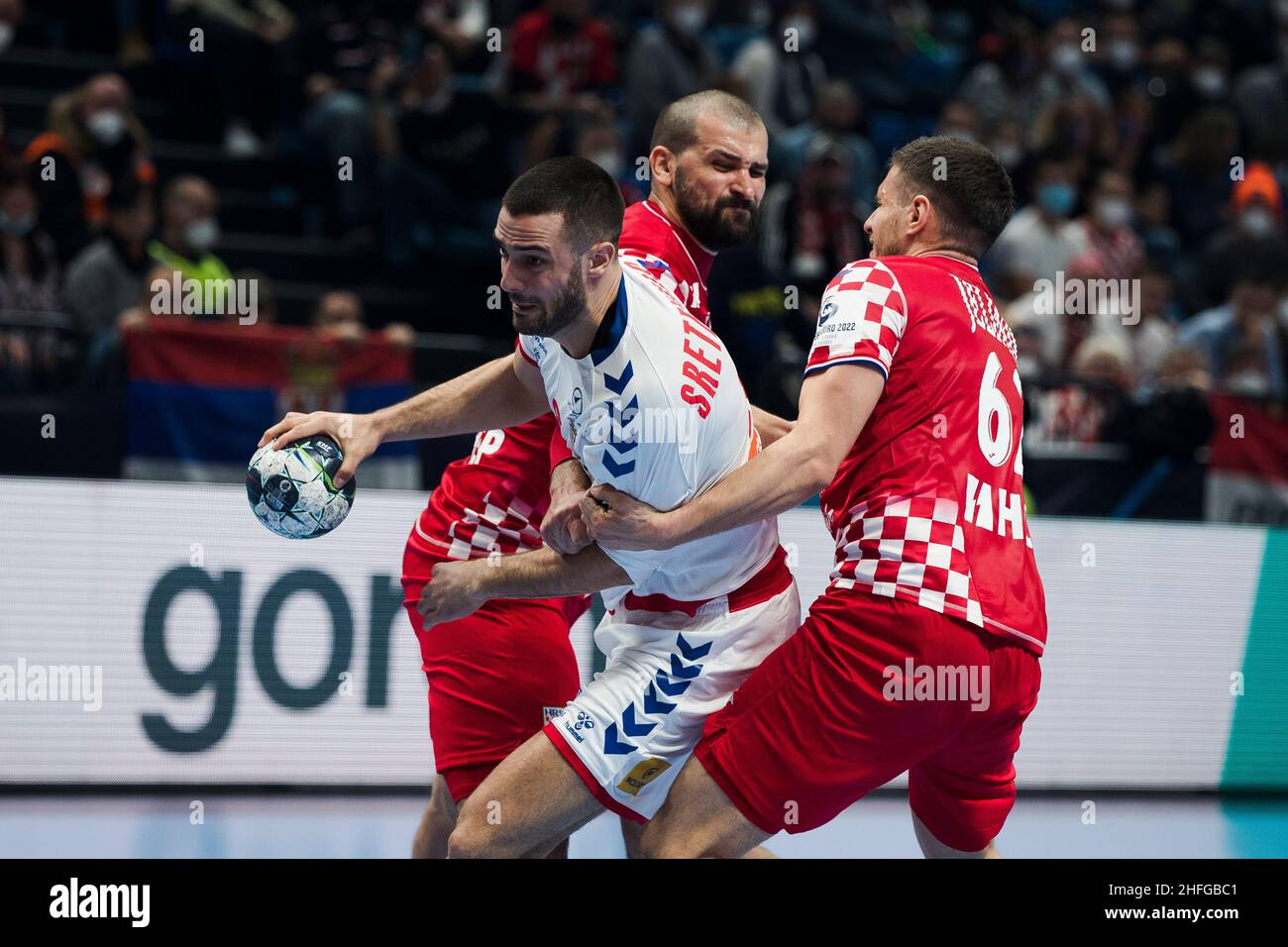 Szeged, Ungarn, 15th. Januar 2022. Stevan Sretenovic aus Serbien tritt beim EHF-EM-Spiel der Männer 2022 zwischen Kroatien und Serbien in Szeged, Ungarn, an. 15. Januar 2022. Kredit: Nikola Krstic/Alamy Stockfoto