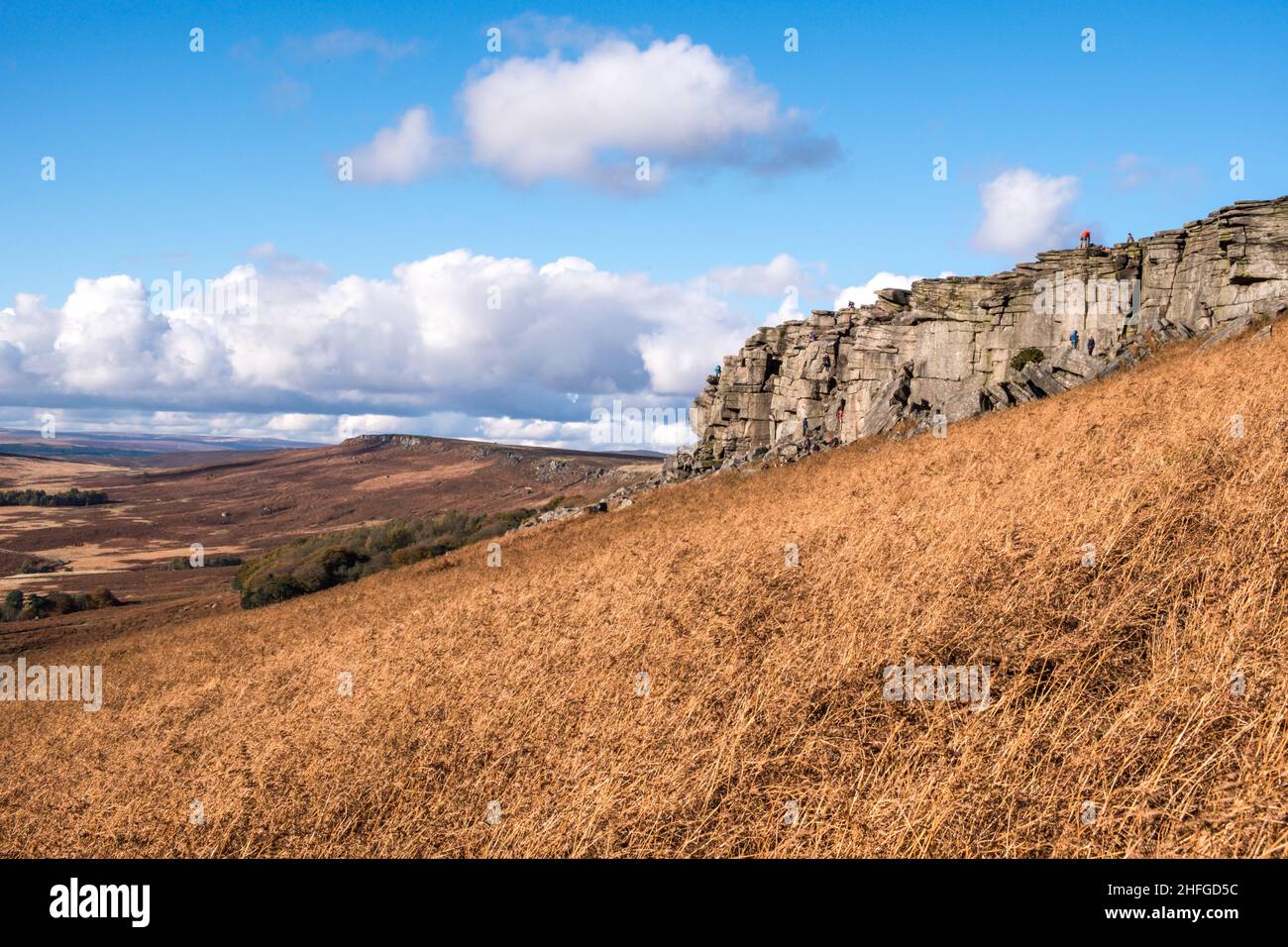 Blick auf den Peak District auf Stanage Edge Stockfoto