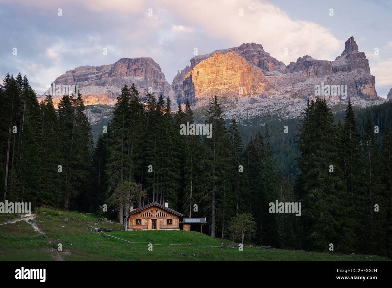 Berglandschaft in italienischen Alpen Stockfoto