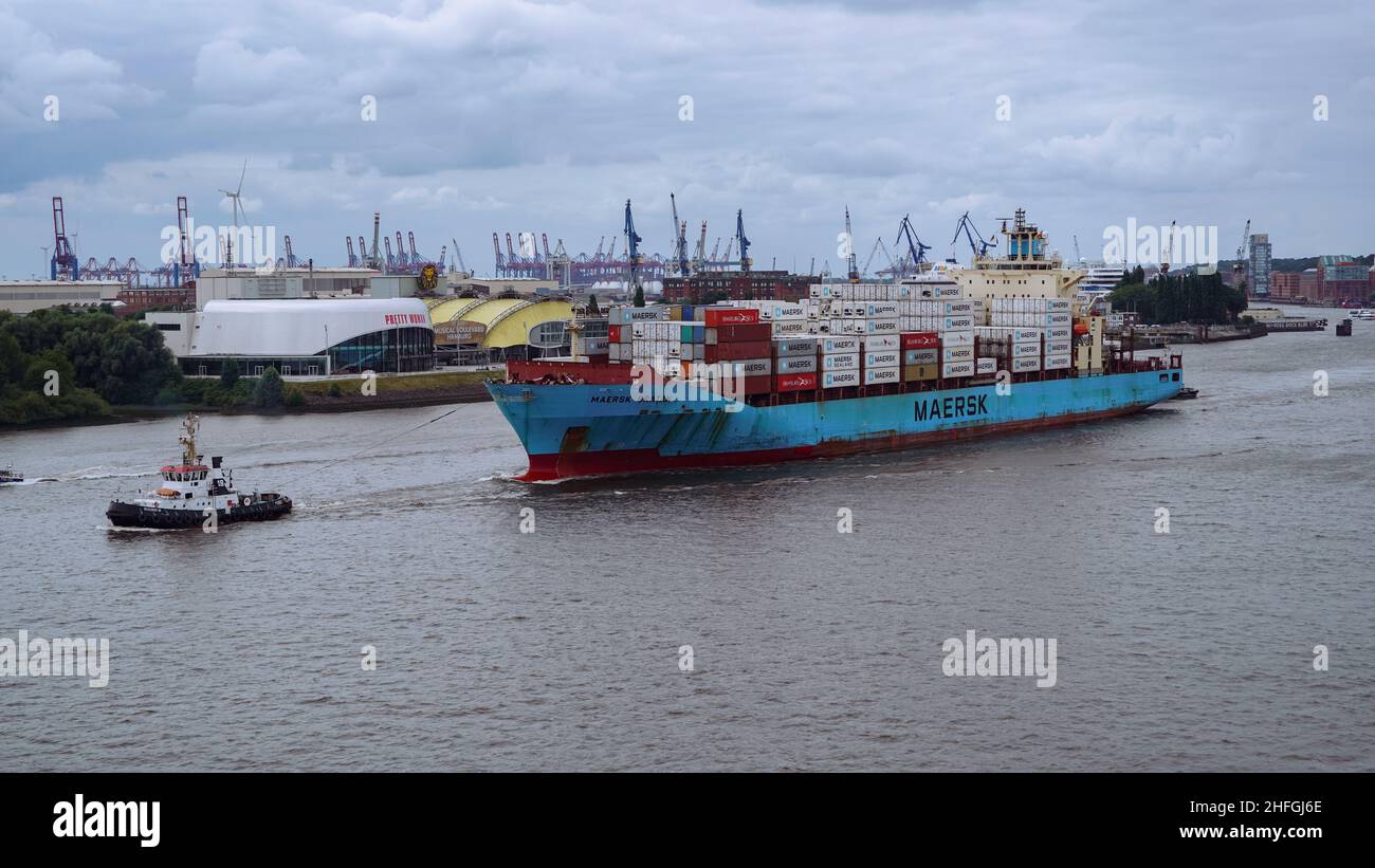Hamburg, Deutschland - Juli 20,21: Containerschiff in Hamburg Stockfoto