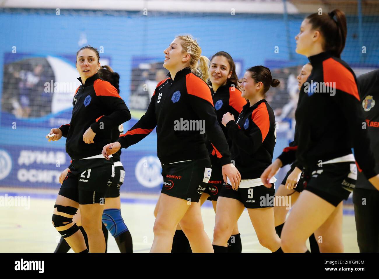 Arandjelovac, Serbien, 14th. Januar 2022. Die Spieler von ZRK Bekament Bukovicka Banja während des EHF-Europameisterschaftsabgleichs der Frauen, des letzten 16-Spiels zwischen Cabooter Handbal Venlo und ZRK Bekament Bukovicka Banja in Arandjelovac, Serbien. 14. Januar 2022. Kredit: Nikola Krstic/Alamy Stockfoto