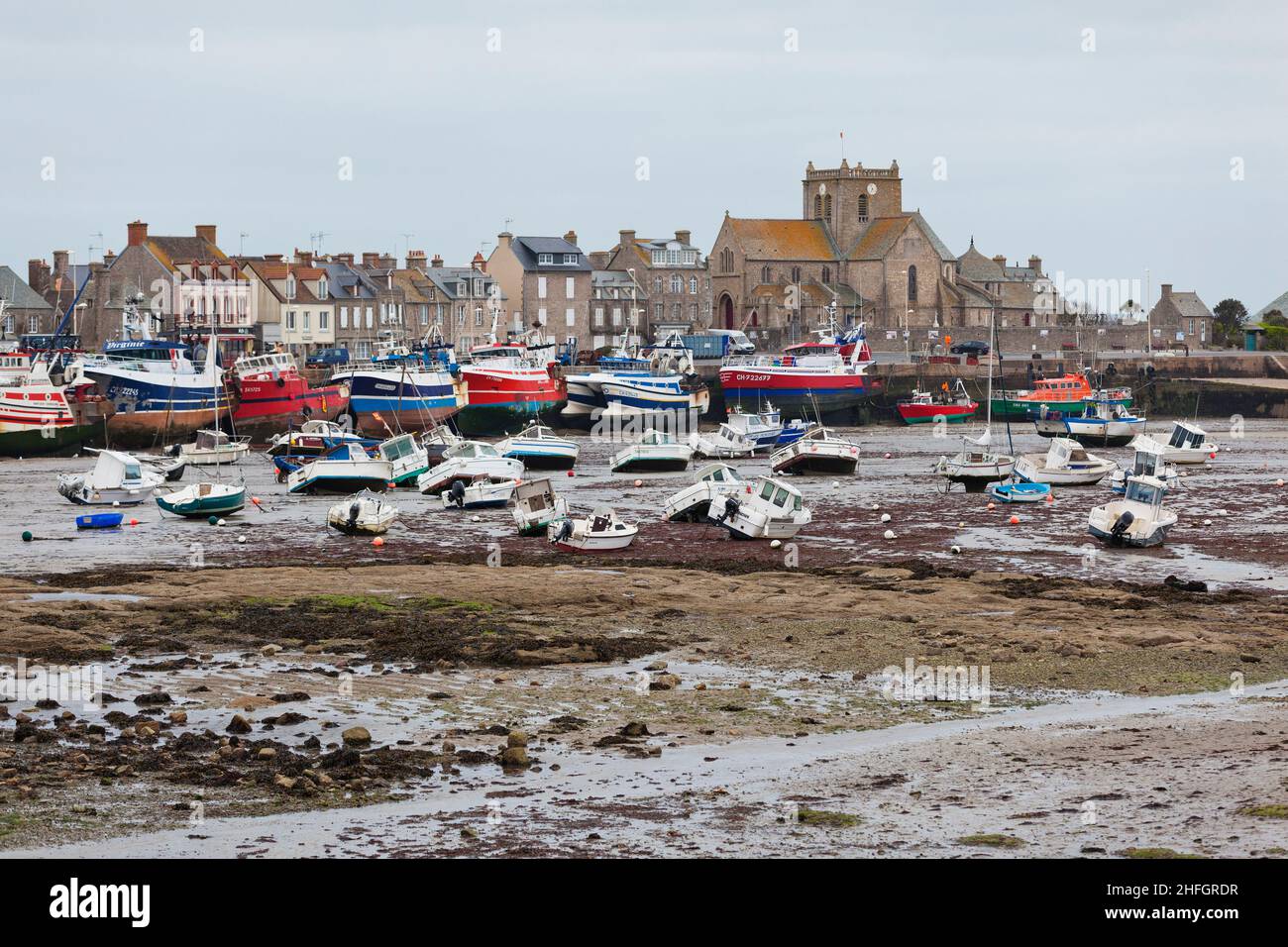 Barfleur City, wunderschöne kleine Stadt auf der Halbinsel Cotentin, Normandie, Frankreich. Stockfoto