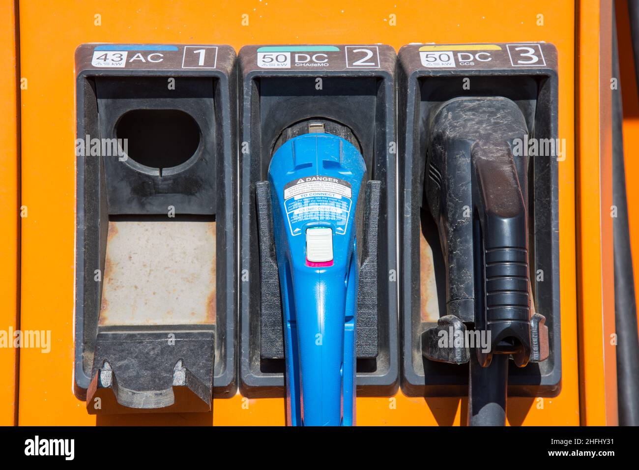 Jokulsarlon Island - April 10. 2021: Schnellladegerät für Elektrofahrzeuge Stockfoto