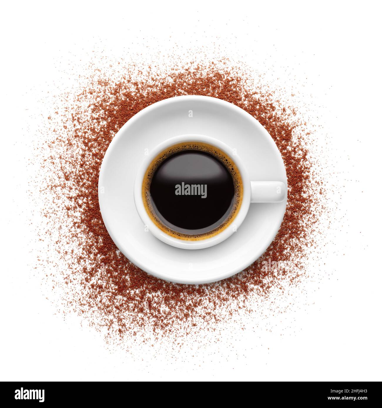 Kaffeepulver mit Untertasse auf weißem Hintergrund Stockfoto