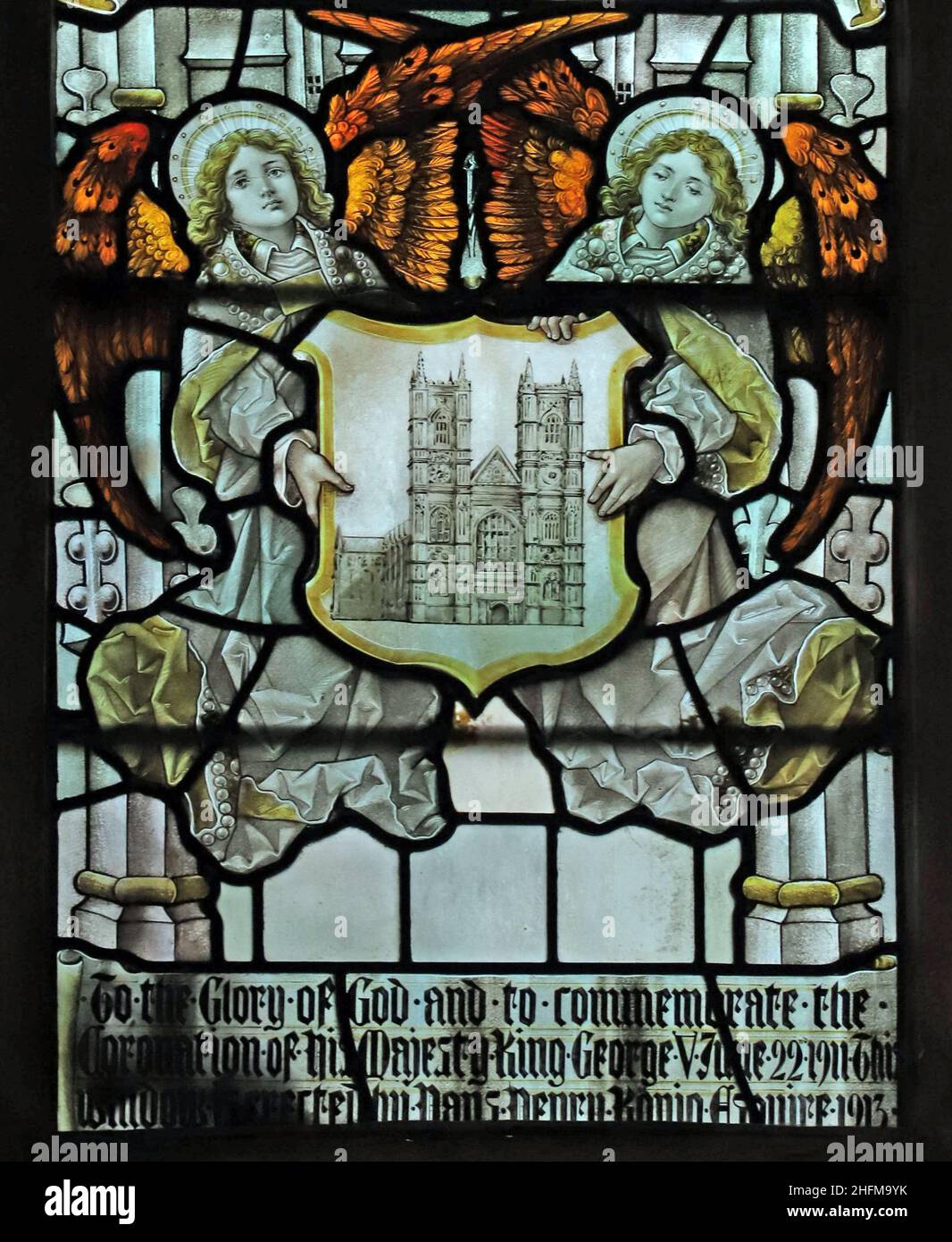 Ein Buntglasfenster von Percy Bacon & Brothers aus dem Jahr 1913, St Peter & St Paul Church, Lingfield, Surrey Stockfoto