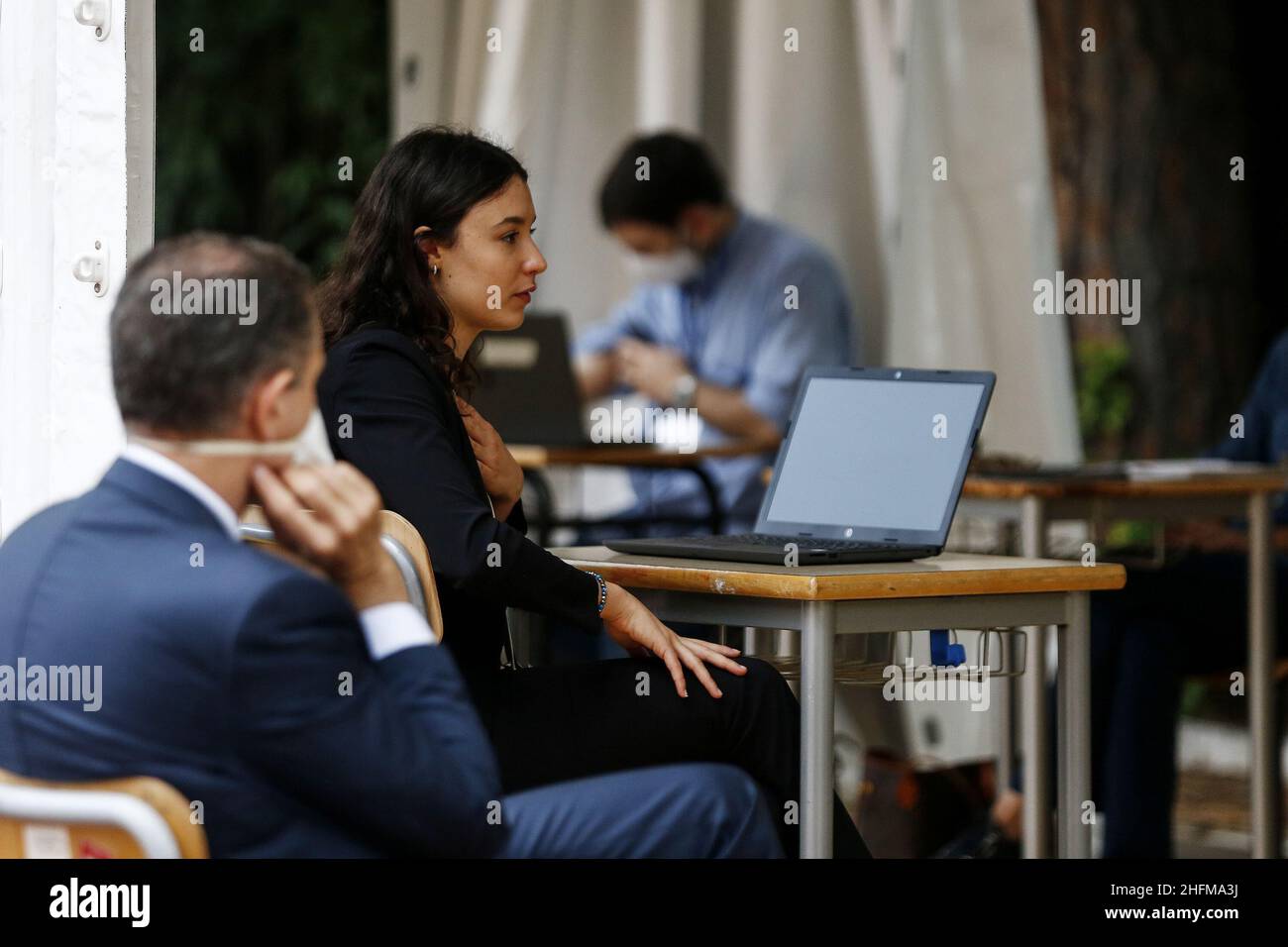 Cecilia Fabiano/LaPresse Juni 17 , 2020 Rom (Italien) News Abschlussprüfungen in Covid Zeit im Bild : Pavillons für die Prüfung in der J F Kennedy High School vorbereitet Stockfoto