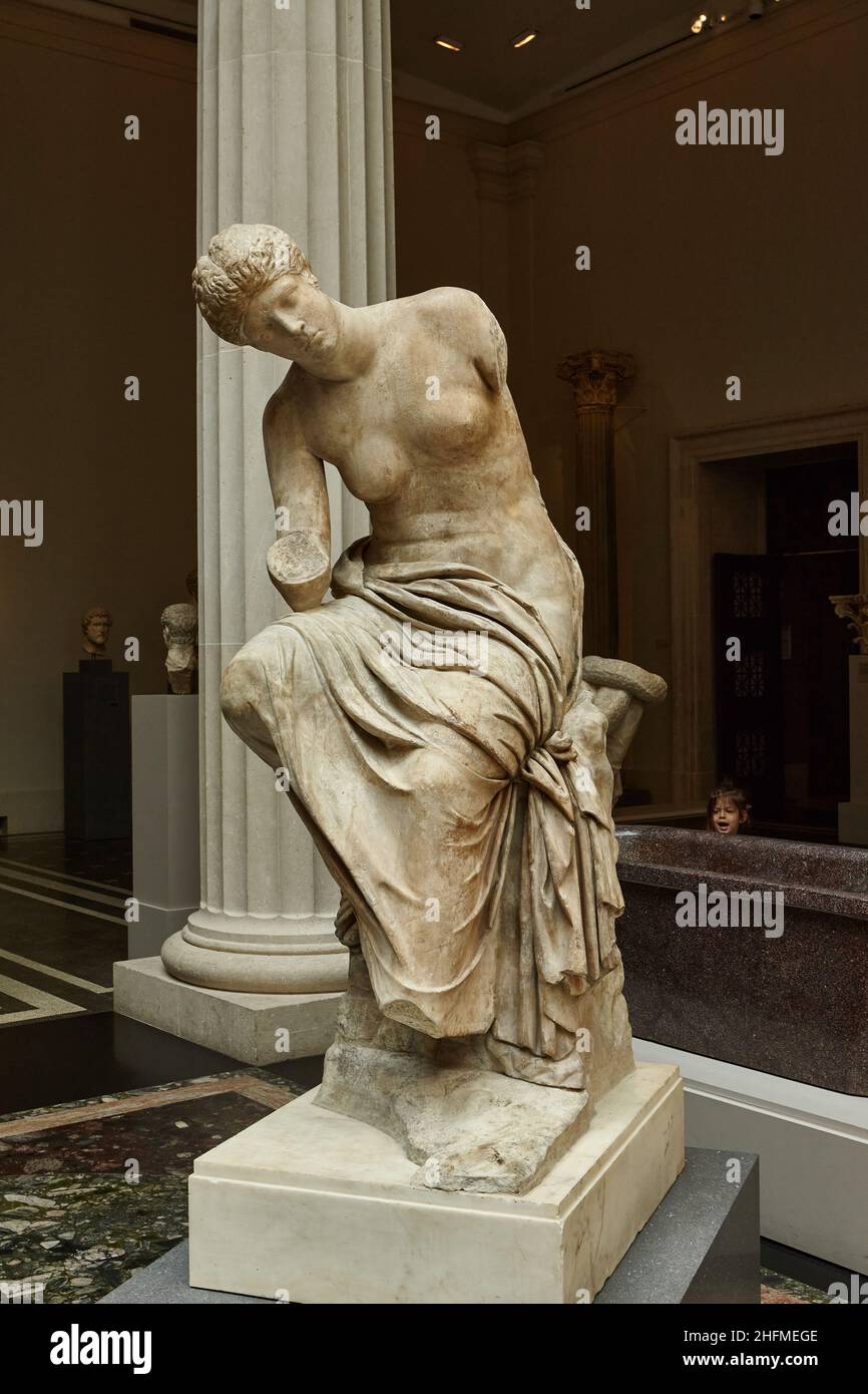 Leon Levy und Shelby White Court, das zentrale Stück der römischen und griechischen Galerien im Metropolitan Museum of Art in NYC. Stockfoto