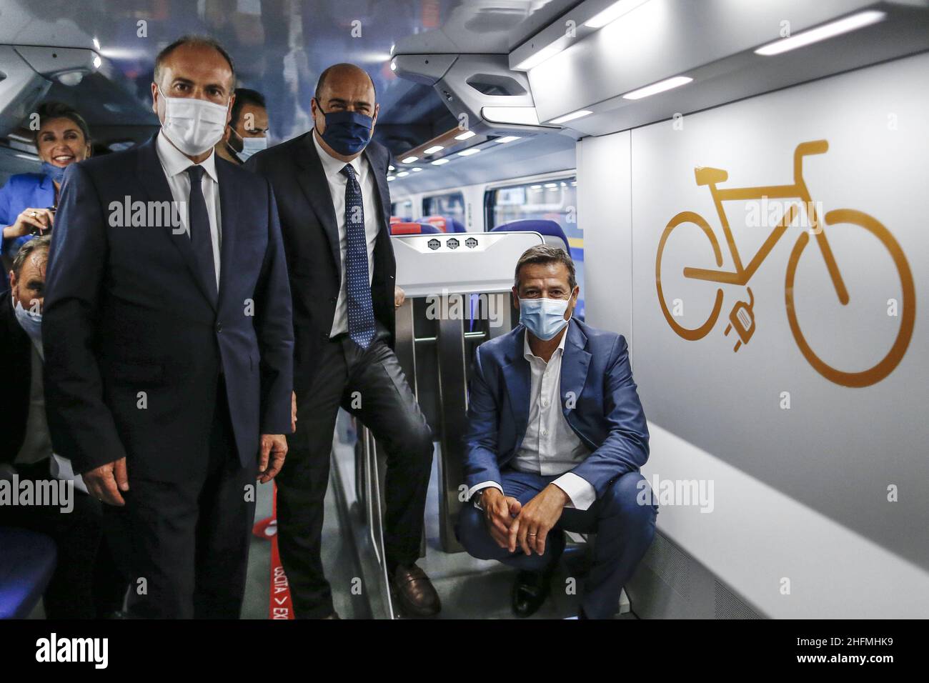 Cecilia Fabiano/LaPresse Juli 2 , 2020 Rom (Italien) News Neuer Zug für den Nahverkehr im Bild: Nicola Zingaretti , Gianfranco Battisti , Orazio Iacono Stockfoto