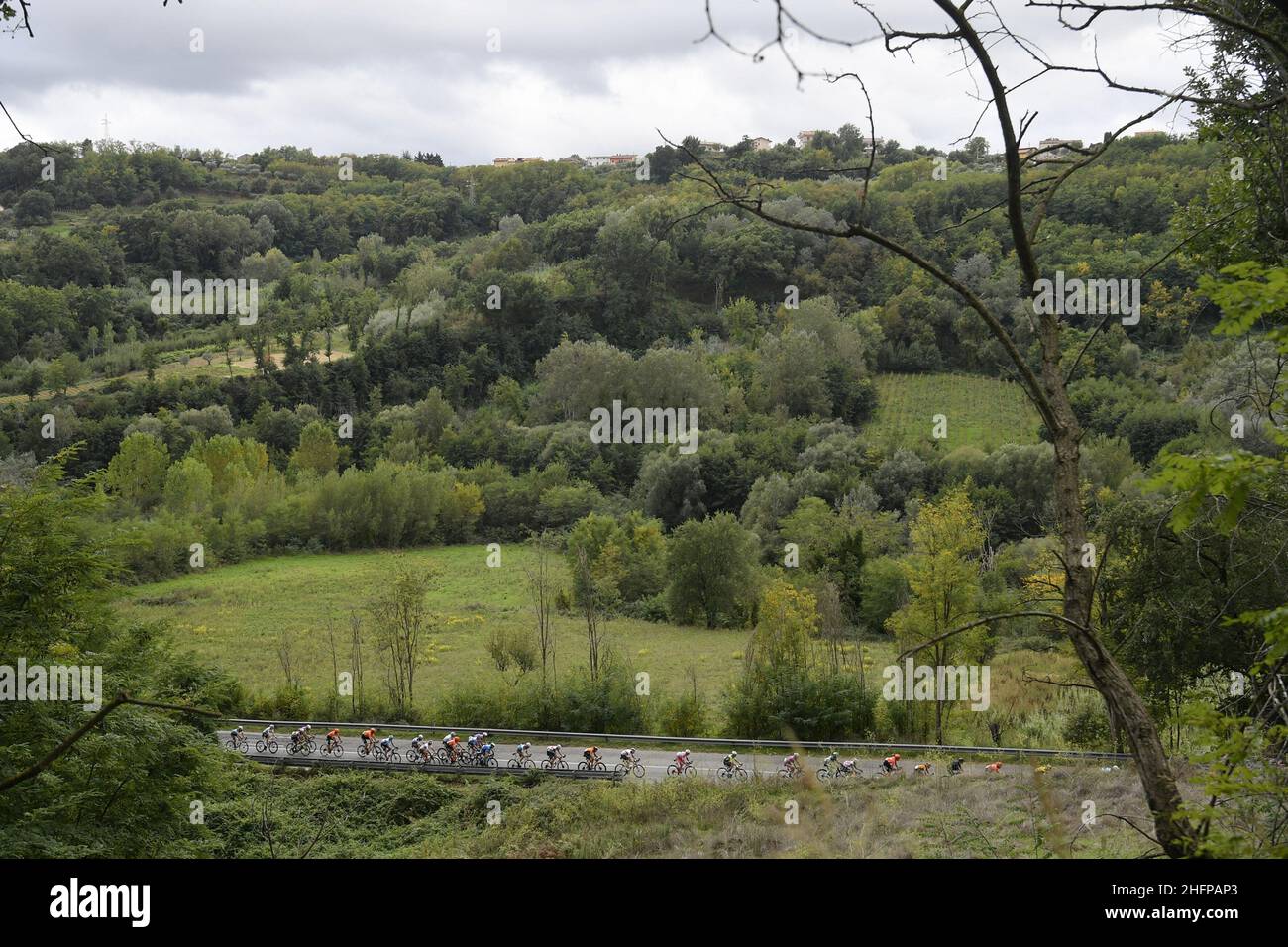 Fabio Ferrari/LaPresse 07. Oktober 2020 Italien Sport Cycling Giro d'Italia 2020 - Ausgabe 103th - Etappe 5 - von Mileto nach Camigliatello Silano im Bild: Während des Rennens Stockfoto