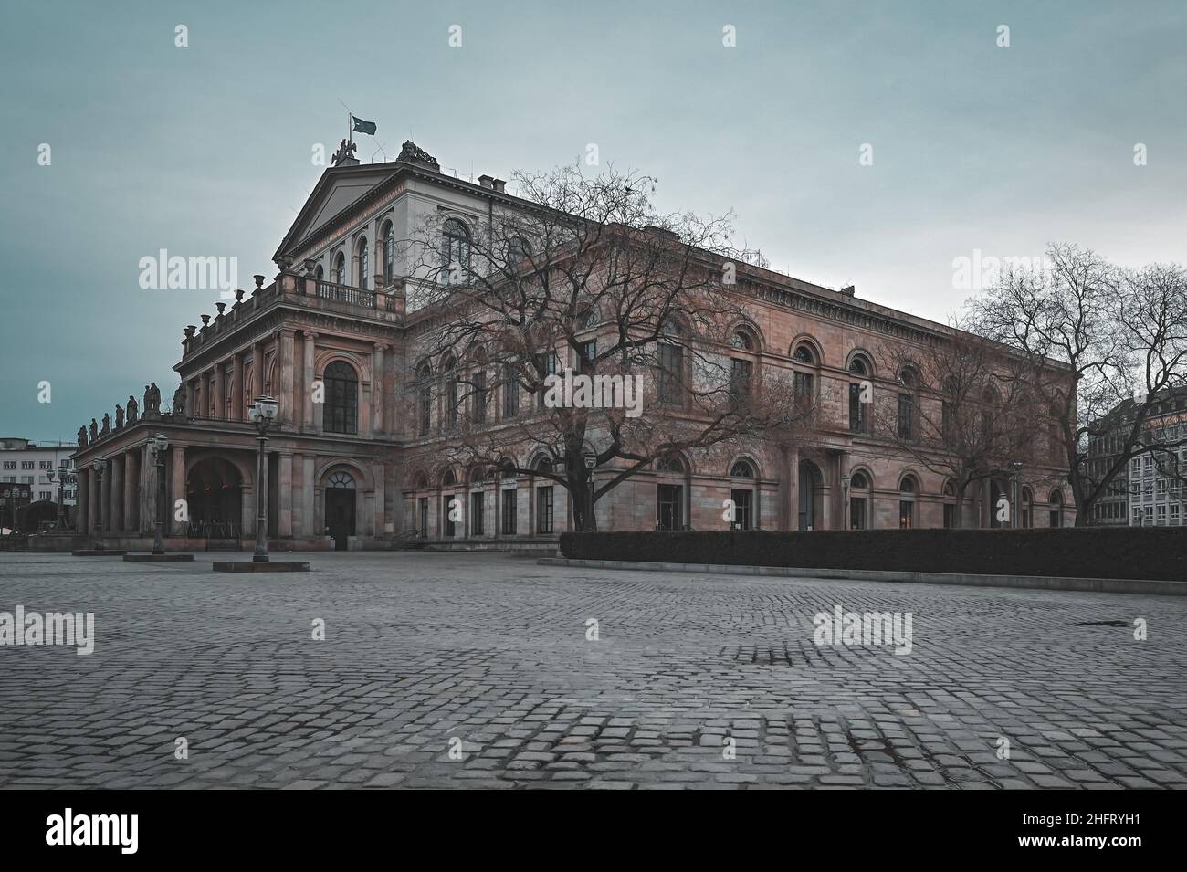 Das Opernhaus in Hannover am frühen Morgen Stockfoto