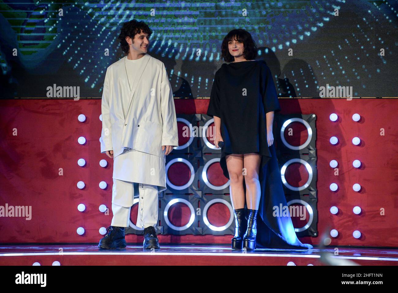 Foto LaPresse - Claudio Furlan 17/12/2020 - Sanremo (Italia) Musica Sanremo Giovani 2020 Nella foto: Rapresentante di lista Foto LaPresse - Claudio Furlan 17. Dezember 2020 - Sanremo (Italien) Musik Sanremo Young 2020 auf dem Foto: Rapresentante di lista Stockfoto