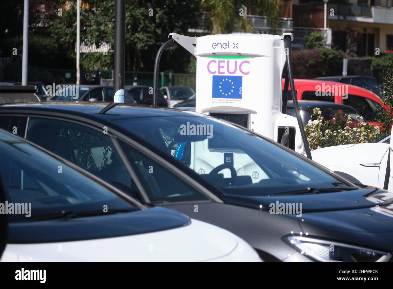 Mauro Scrobogna /LaPresse 11. März 2021&#xa0; Rom, Italien News Einweihung - Enel X Store auf dem Foto: Auf dem Foto: Der ultraschnelle Ladebereich für Elektrofahrzeuge im Corso Francia Stockfoto