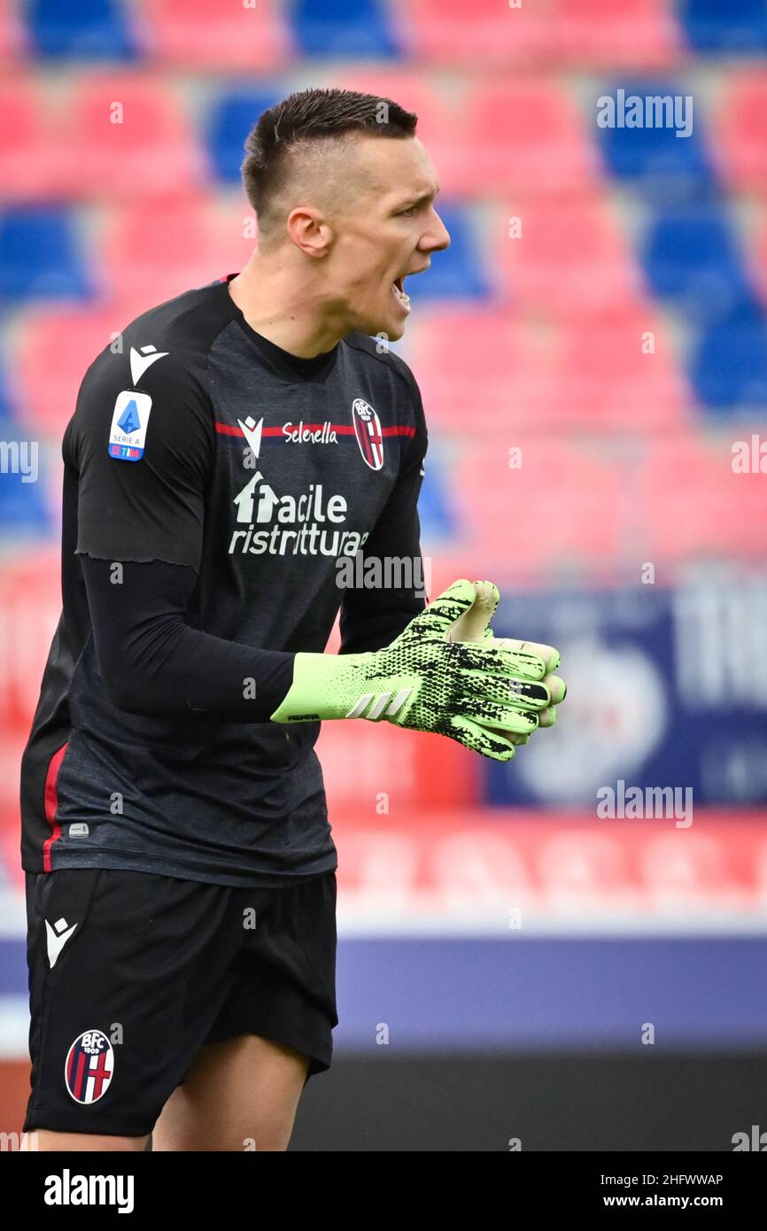 Massimo Paolone/LaPresse 14. März 2021 Bologna, Italien Sportfußball Bologna vs Sampdoria - Italienische Fußballmeisterschaft Liga A Tim 2020/2021 - Renato Dall'Ara Stadion im Bild: Lukasz Skorupski (Bologna F.C.) ruft Anweisungen an seine Teamkollegen Stockfoto