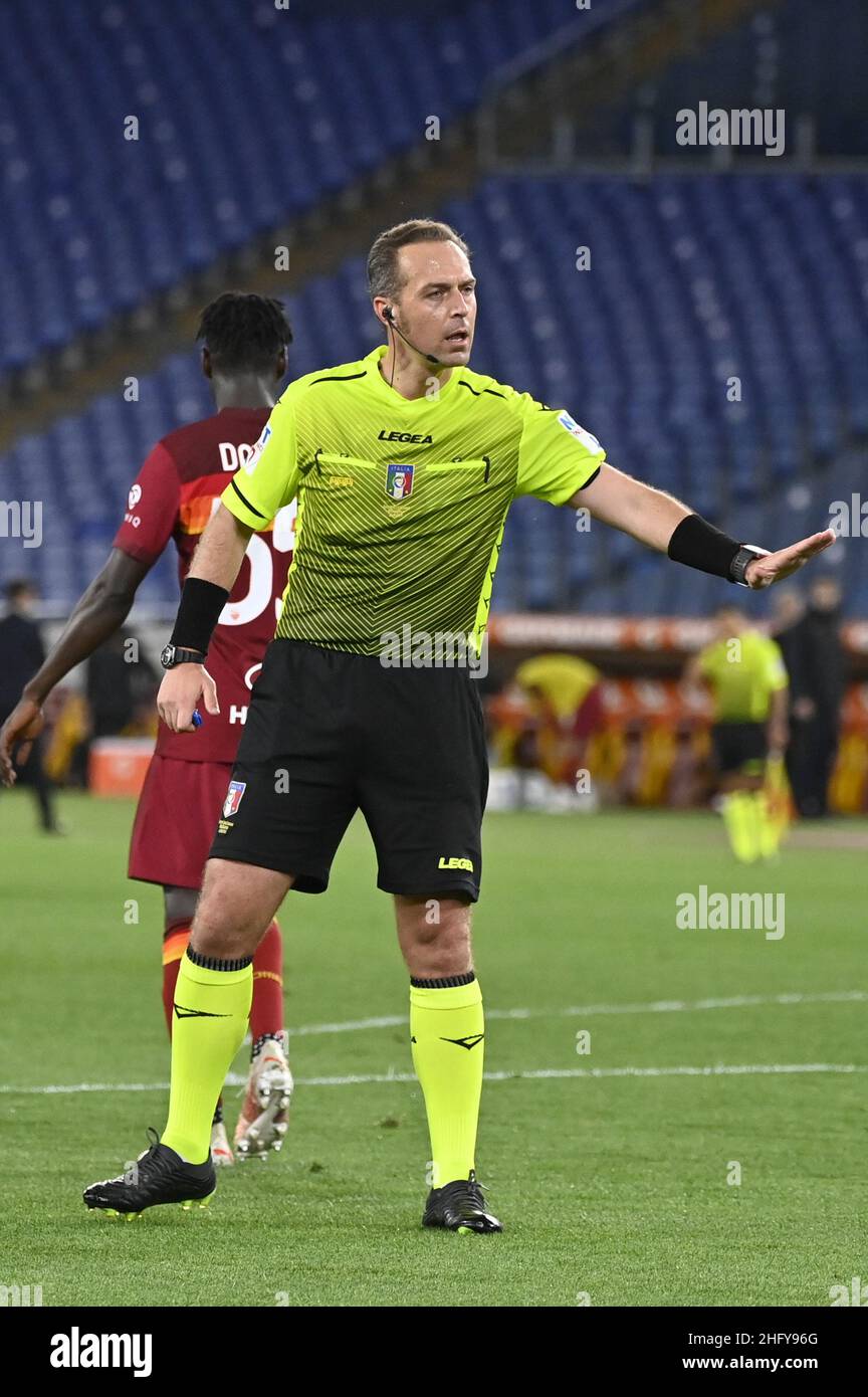 Fabrizio Corragetti / LaPresse 15st. Mai 2021 Rom, Italien Sportfußball Roma vs Lazio - Italienische Fußballmeisterschaft League A Tim 2020/2021 - Olimpico-Stadion im Bild: Luca Pairetto Stockfoto