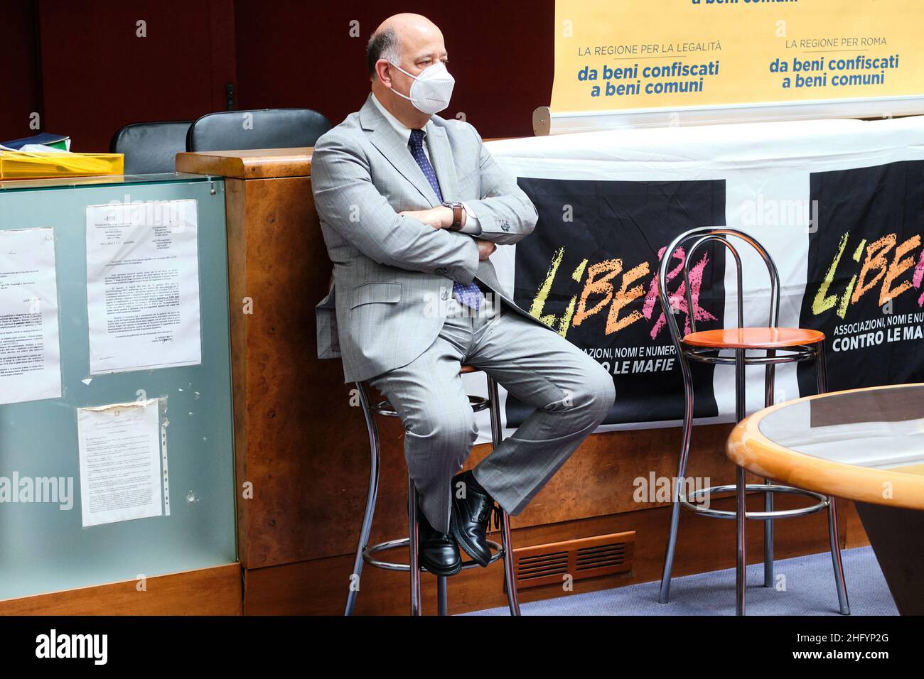 Mauro Scrobogna /LaPresse 28. Mai 2021 Rom, Italien Nachrichten von der Mafia beschlagnahmtes Vermögen auf dem Foto: Die Räumlichkeiten, die in einer Bingohalle in der Via Stamira aufgrund von Verbrechen beschlagnahmt wurden, werden von der Region Latium an den Freien Verein übergeben Stockfoto