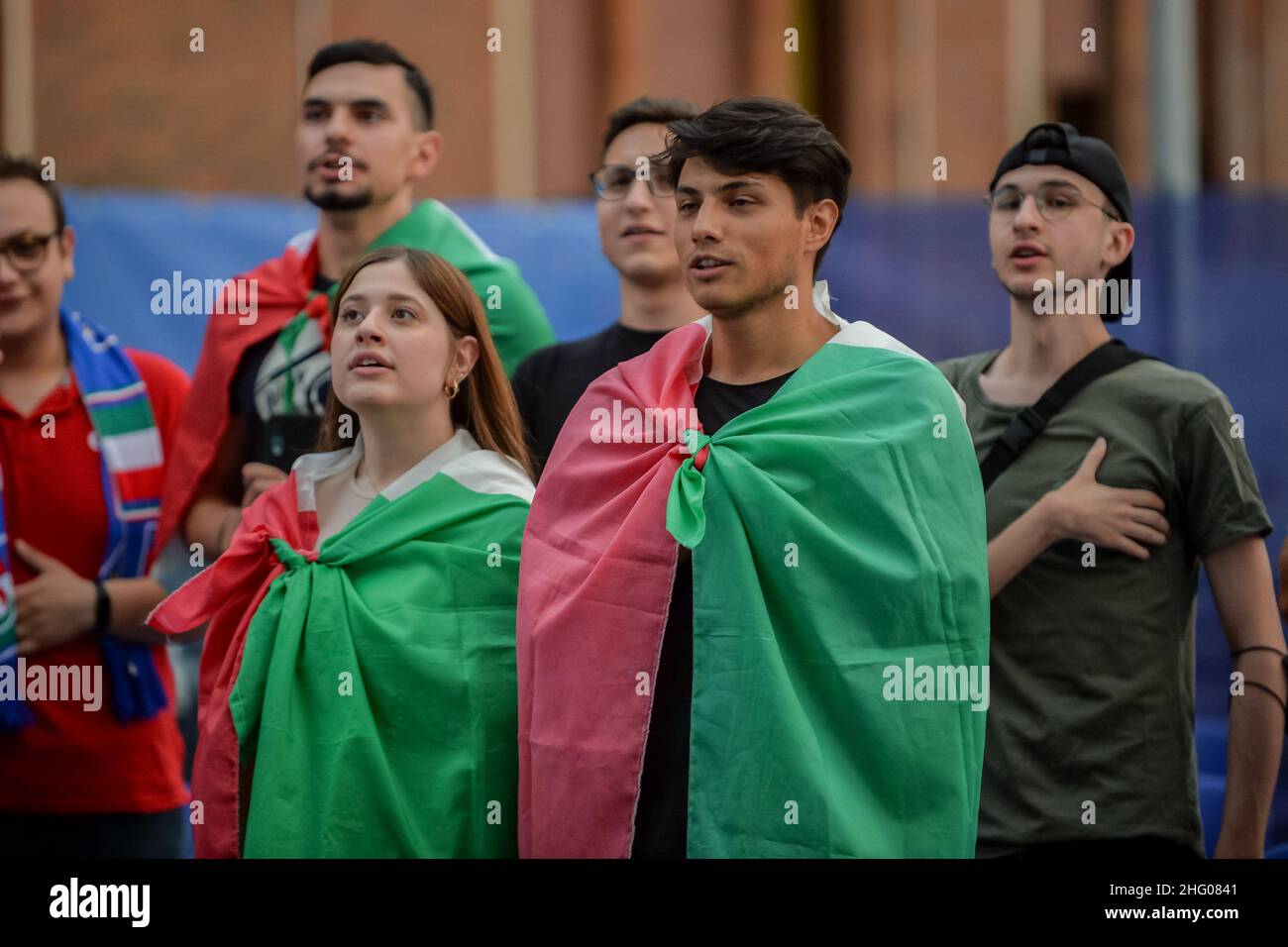 Claudio Furlan/LaPresse 06. Juli 2021 Mailand, Italien Nachrichten Großleinwand im Martinitt-Theater für das Halbfinale der Euro 2020 in Italien und Spanien Stockfoto