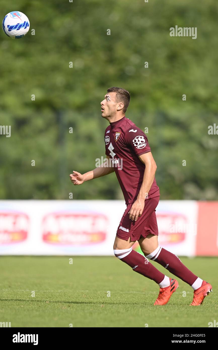 Foto LaPresse - Fabio Ferrari 24 Luglio 2021 Santa Cristina Valgardena ( Italia ) Sport ESCLUSIVA TURIN FC Turin FC - Ritiro pre-campionato stagione 2021-2022 - Turin FC vs Brixen - gara amichevole. Nella foto: Alessandro Buongiorno (Turin FC); Photo LaPresse - Fabio Ferrari 24. Juli 2021 Santa Cristina Valgardena ( Italien ) Sport EXCLUSIVE TURIN FC Turin - Vorsaison Rückzug für die Saison 2021-2022 - Turin FC vs Brixen - Freundschaftsspiel. Im Bild:Alessandro Buongiorno (Turin FC); Stockfoto