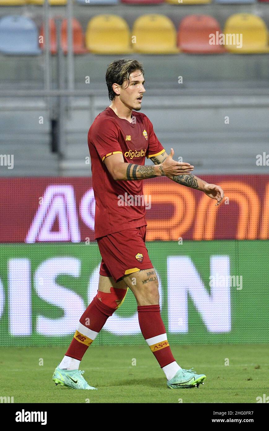 Fabrizio Corragetti / LaPresse 25st. Juli 2021 Frosinone, Italien Sportfußball AS Roma vs Debrecen - vor der Saison freundlich 2021/2022 - Benito Stirpe Stadion im Bild: Nicolo' Zaniolo von AS Roma Stockfoto