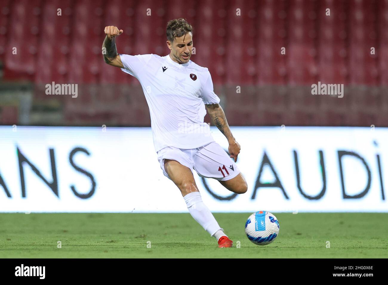 Alessandro Garofalo/LaPresse 16. August 2021 Salerno, Italien Sportfußball Salernitana vs Reggina- Italienischer Pokal 2021/2022 - Arechi-Stadion im Bild: Federico Ricci (Reggina) Stockfoto