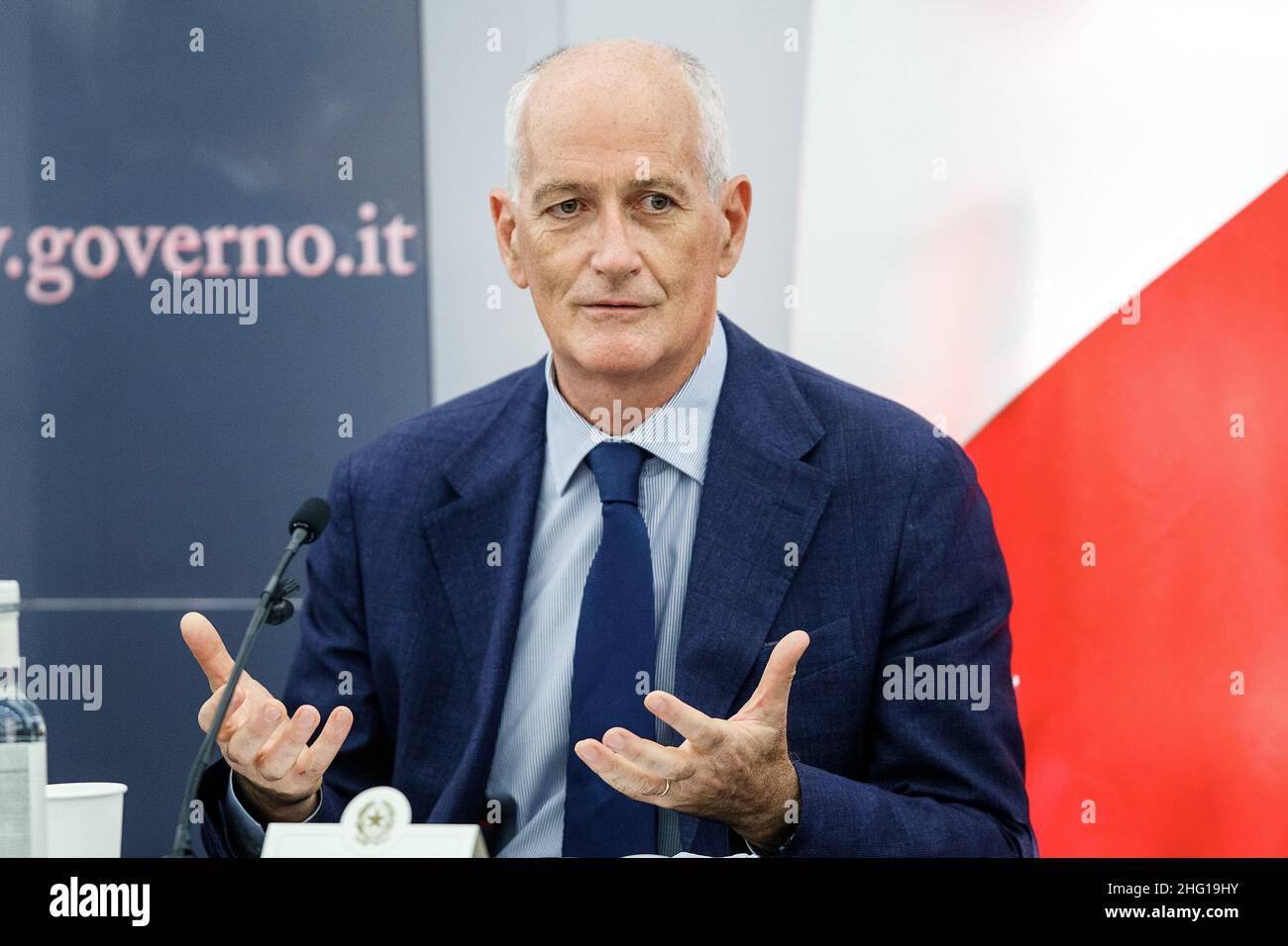 Roberto Monaldo / LaPresse 07-09-2021 Rom (Italien) der Minister für technologische Innovation Vittorio Colao stellt die Strategia Cloud Italia auf dem Bild vor Franco Gabrielli Stockfoto